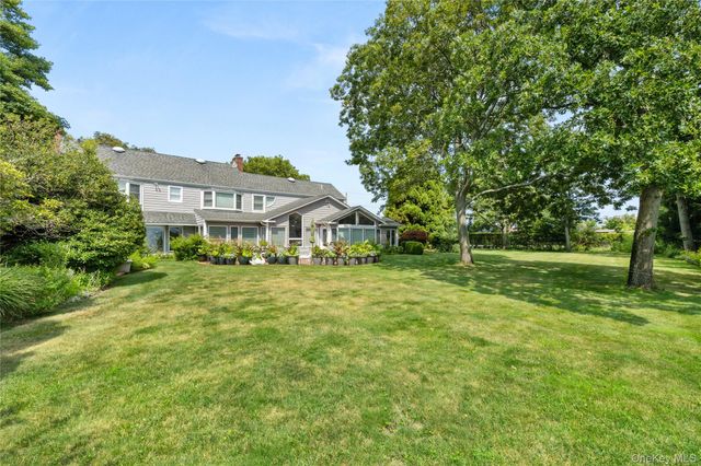 110 Elder Road, Islip, NY 11751