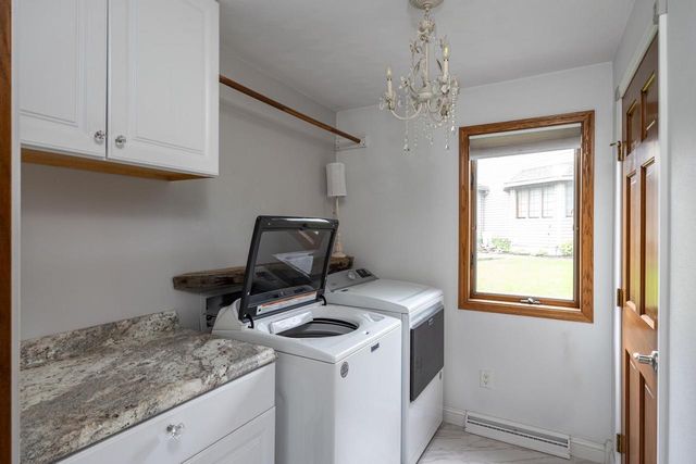 2238 WOODLAWN LANE, Appleton, WI 54914