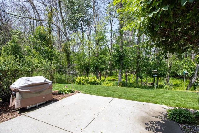2238 WOODLAWN LANE, Appleton, WI 54914