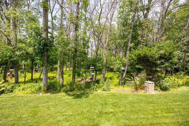 2238 WOODLAWN LANE, Appleton, WI 54914