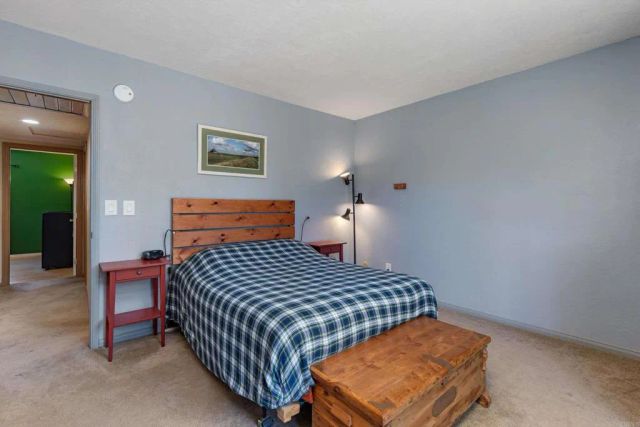 13734 W Oak Glen Rd, Valley Center, CA 92082
