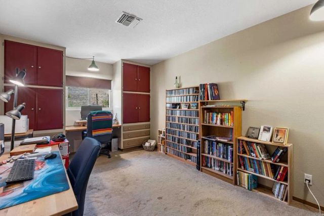 13734 W Oak Glen Rd, Valley Center, CA 92082