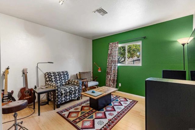 13734 W Oak Glen Rd, Valley Center, CA 92082