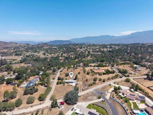 13734 W Oak Glen Rd, Valley Center, CA 92082