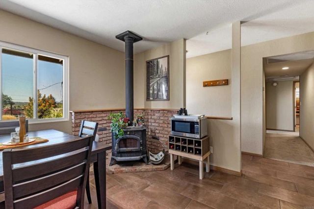 13734 W Oak Glen Rd, Valley Center, CA 92082