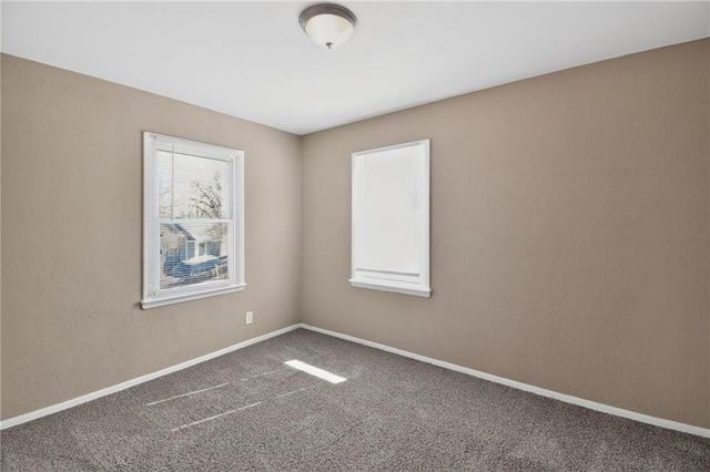 8911 E 29th Street, Kansas City, MO 64129