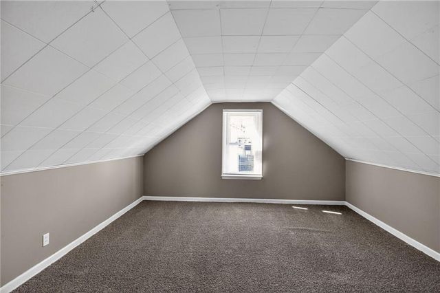 8911 E 29th Street, Kansas City, MO 64129