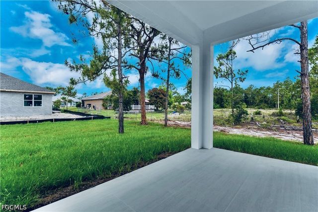 654 Trinity ST E, Lehigh Acres, FL 33974