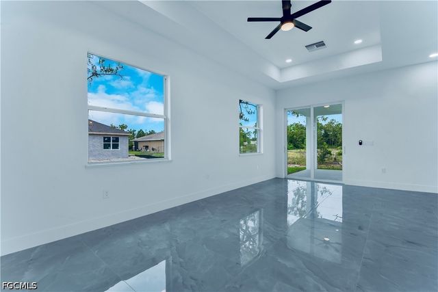 654 Trinity ST E, Lehigh Acres, FL 33974