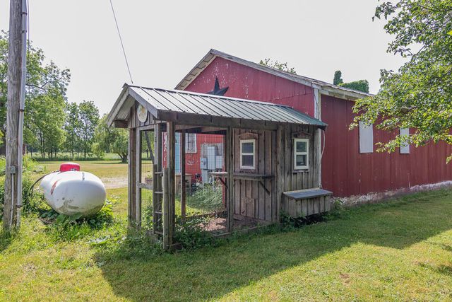 11481 Cressey Road, Plainwell, MI 49080