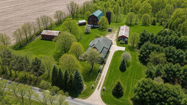 11481 Cressey Road, Plainwell, MI 49080