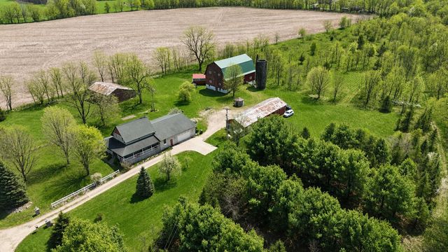 11481 Cressey Road, Plainwell, MI 49080