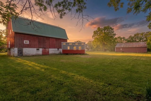 11481 Cressey Road, Plainwell, MI 49080