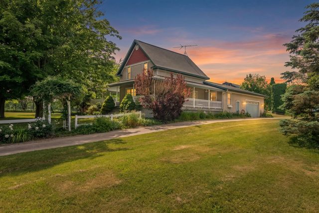 11481 Cressey Road, Plainwell, MI 49080
