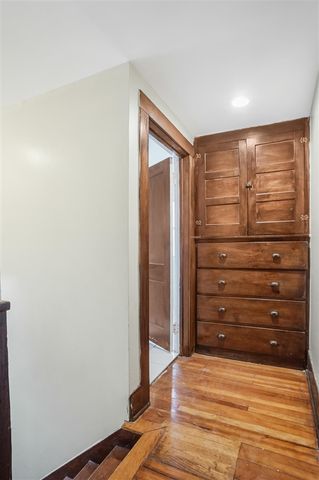 423 S Maple Avenue, Royal Oak, MI 48067