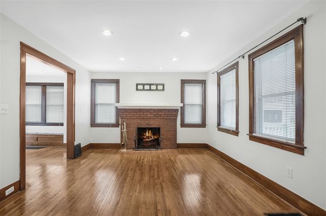 423 S Maple Avenue, Royal Oak, MI 48067
