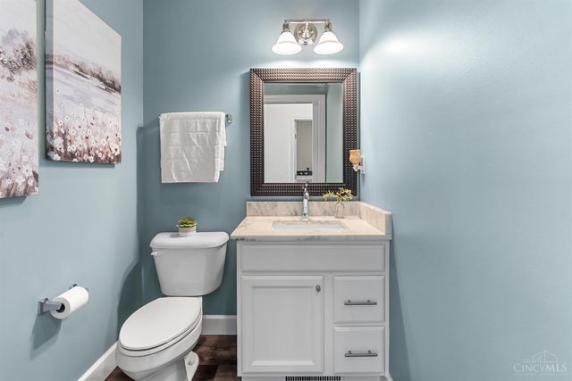 3647 Woodford Road, Cincinnati, OH 45213