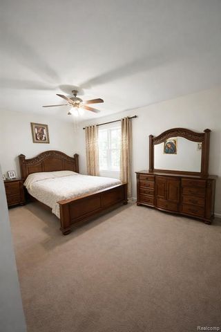 42808 Park Cresent Drive, Sterling Heights, MI 48313