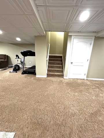 42808 Park Cresent Drive, Sterling Heights, MI 48313