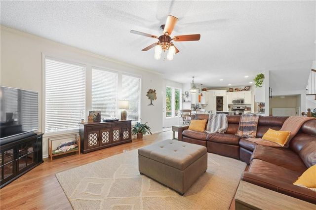 20908 W 53rd Street, Shawnee, KS 66218