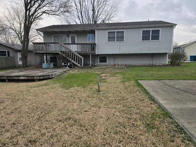 79 Maple Court, Hebron, IN 46341