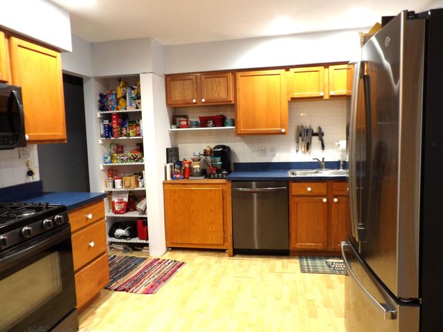 79 Maple Court, Hebron, IN 46341