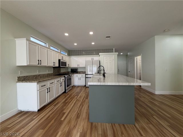 3207 Cambridge Hollows Court, Las Vegas, NV 89135