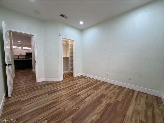 3207 Cambridge Hollows Court, Las Vegas, NV 89135