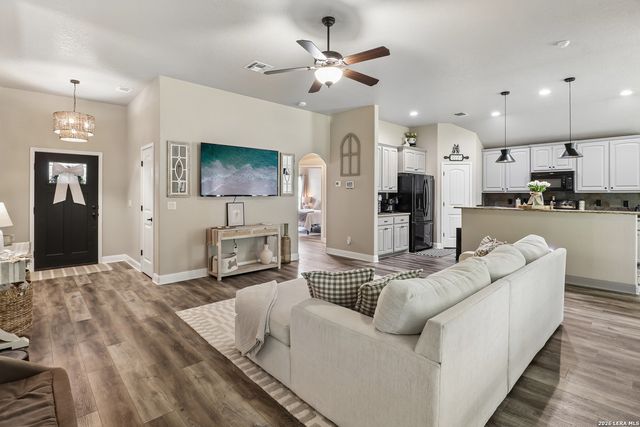 538 Melissa Ln, New Braunfels, TX 78130