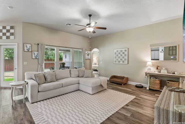 538 Melissa Ln, New Braunfels, TX 78130