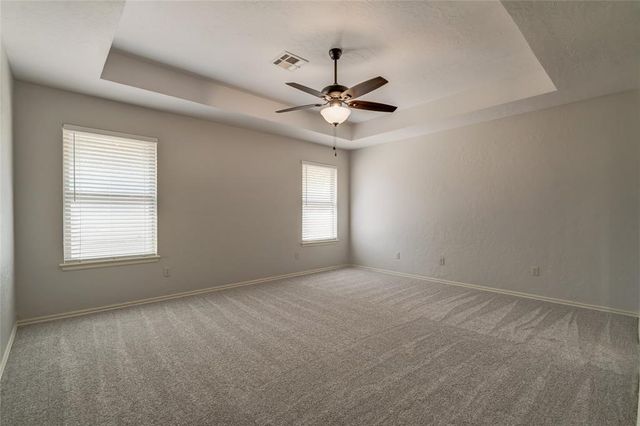 876 Crooked Oak Circle, Guthrie, OK 73044