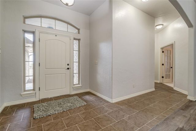 876 Crooked Oak Circle, Guthrie, OK 73044
