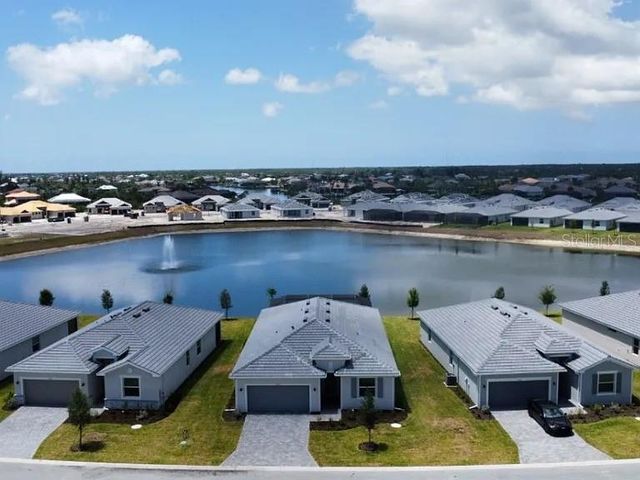 7913 LAKES EDGE LANE, Port Charlotte, FL 33981