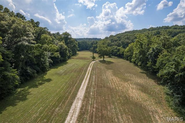 2540 Pfinister School Road, De Soto, MO 63020