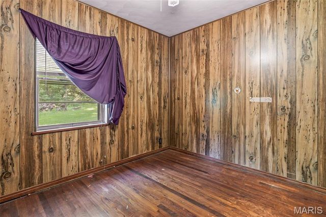 2540 Pfinister School Road, De Soto, MO 63020
