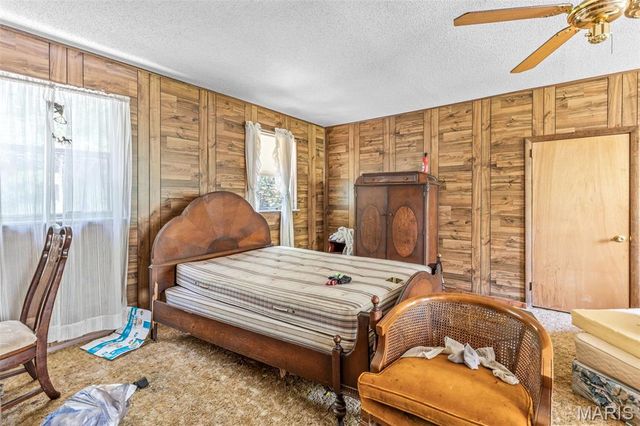 2540 Pfinister School Road, De Soto, MO 63020