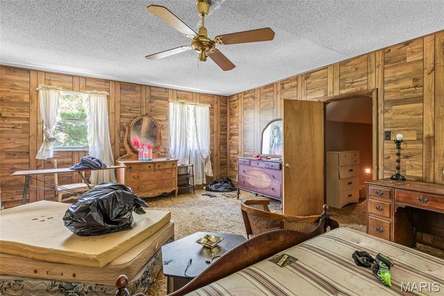 2540 Pfinister School Road, De Soto, MO 63020