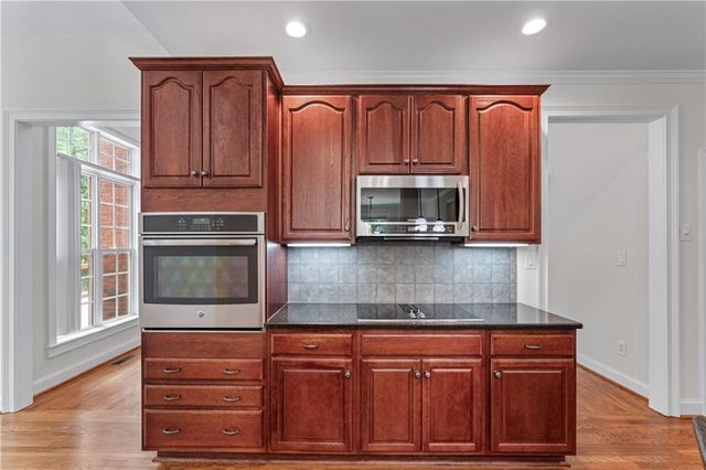 6020 Cochran Mill Road, Chattahoochee Hills, GA 30268