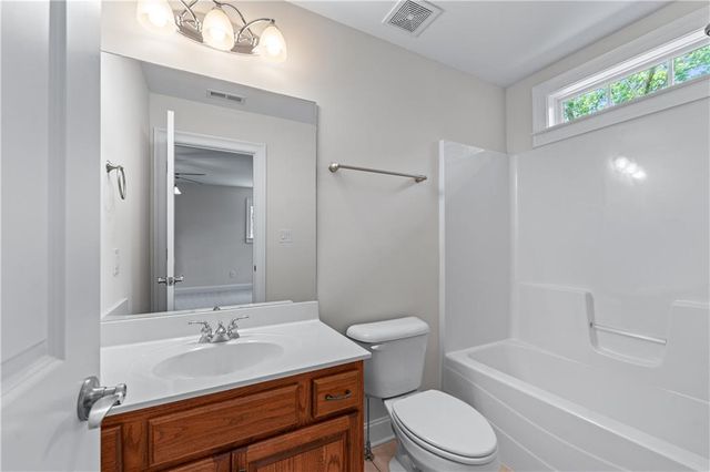 6020 Cochran Mill Road, Chattahoochee Hills, GA 30268