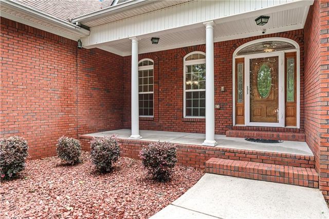 6020 Cochran Mill Road, Chattahoochee Hills, GA 30268