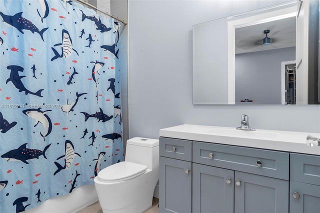 15701 SW 254th St, Homestead, FL 33031