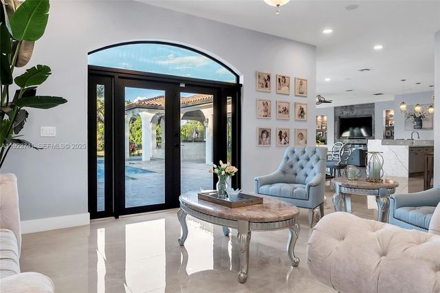 15701 SW 254th St, Homestead, FL 33031