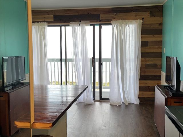 3938 Surfside Blvd 2102, Corpus Christi, TX 78402