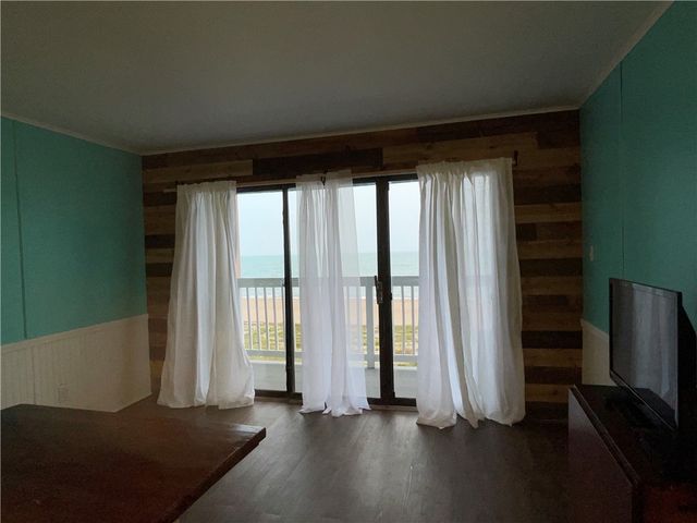 3938 Surfside Blvd 2102, Corpus Christi, TX 78402