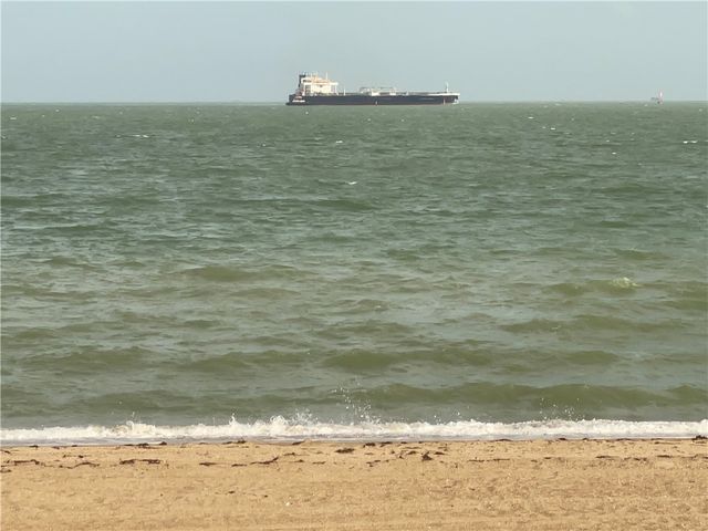 3938 Surfside Blvd 2102, Corpus Christi, TX 78402