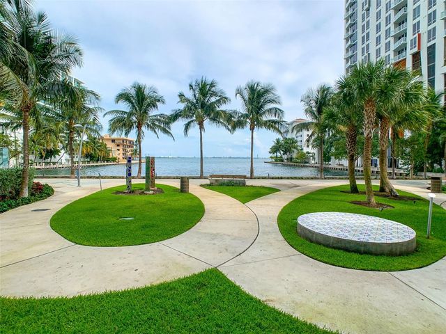 460 NE 28th St 2405, Miami, FL 33137