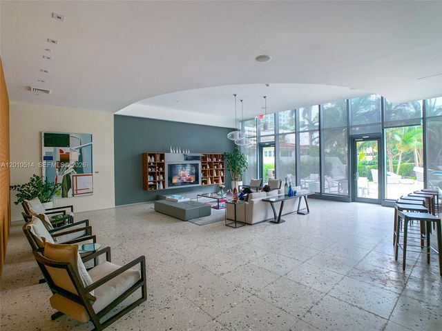460 NE 28th St 2405, Miami, FL 33137