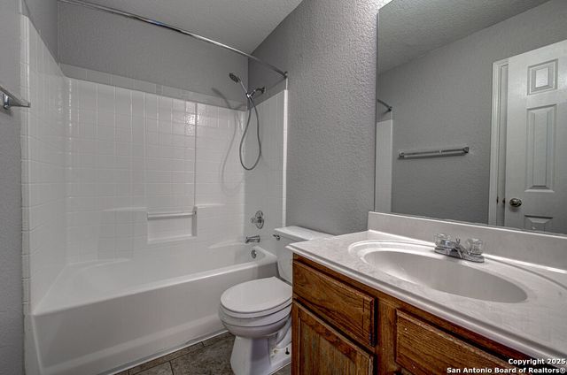 2254 Hidden Meadow, New Braunfels, TX 78130