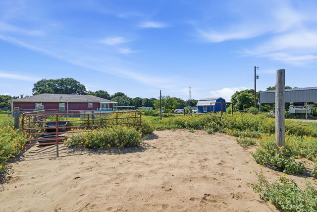 139 Private Road 4902, Azle, TX 76020