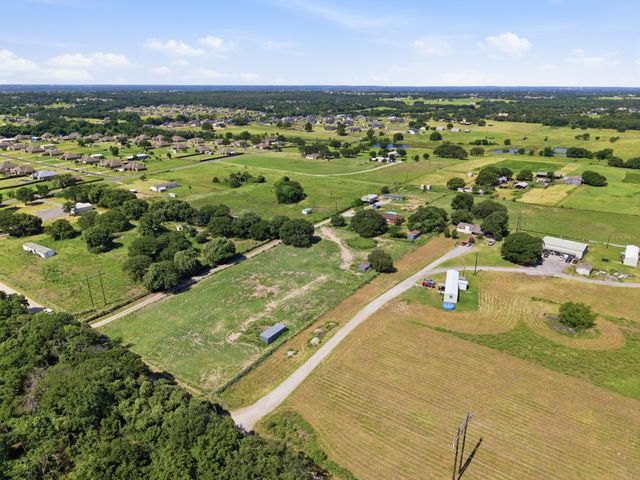 139 Private Road 4902, Azle, TX 76020